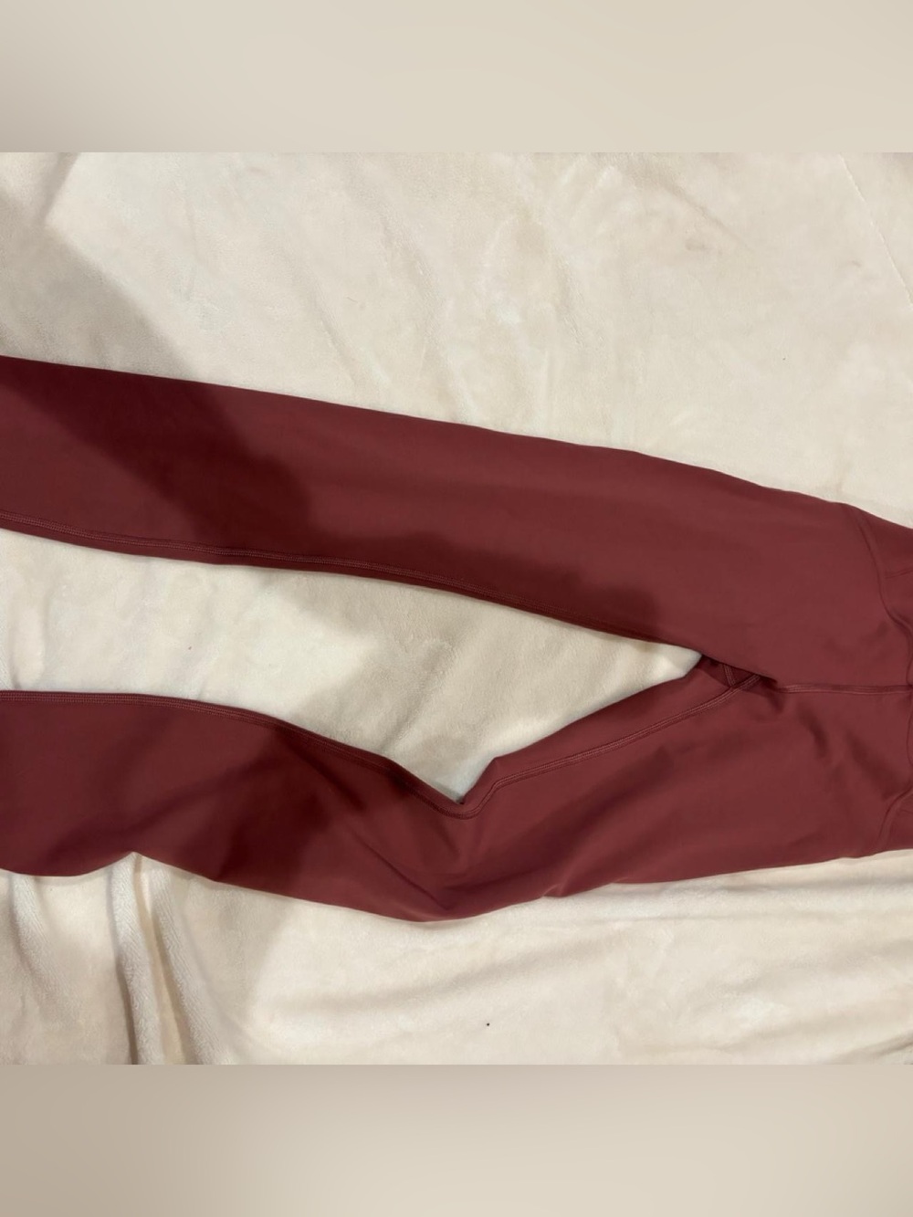 Lululemon high rise Align pant, 25” in burgundy/wine color. Never worn!